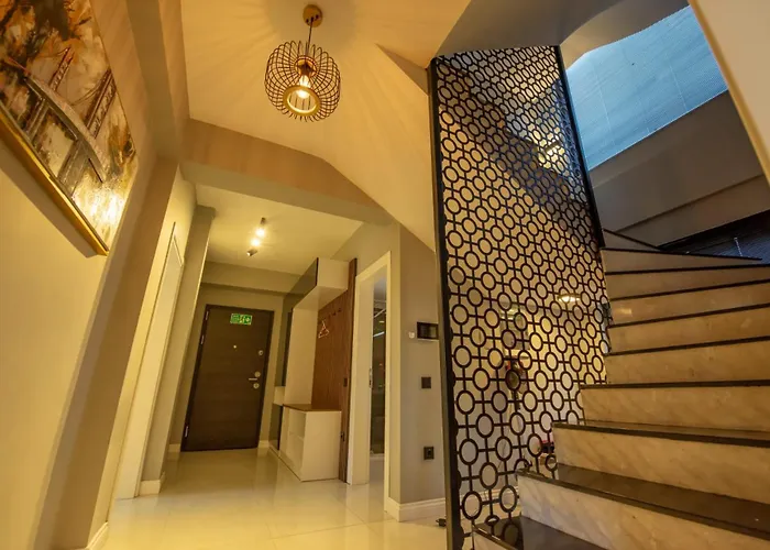 Emine * 费特希耶